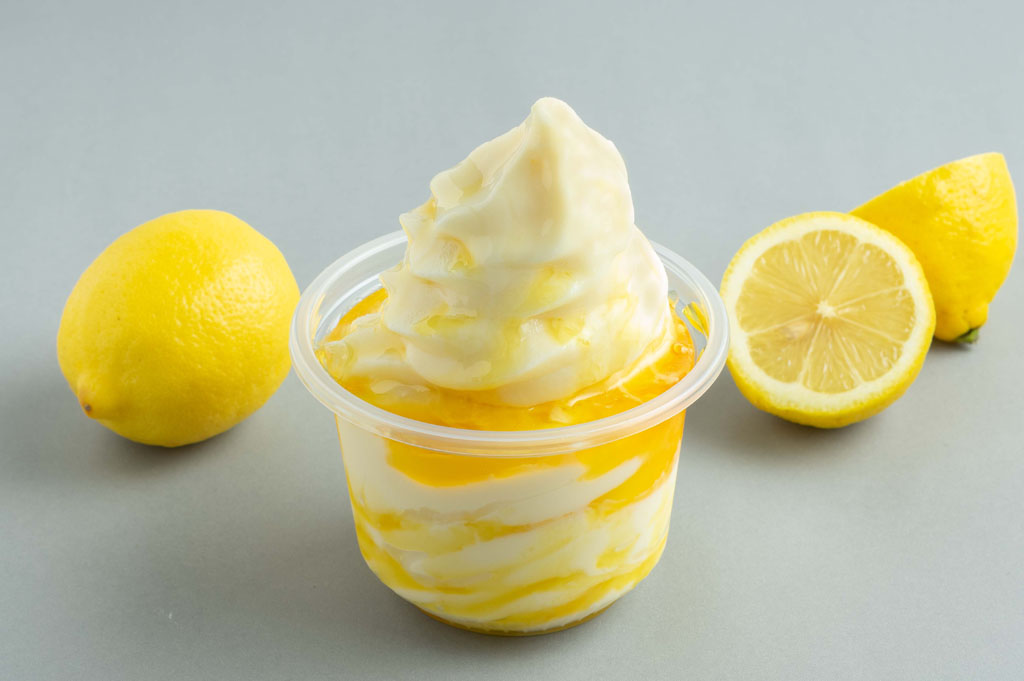 135-Lemon Topping Puree Ice Cream .jpg